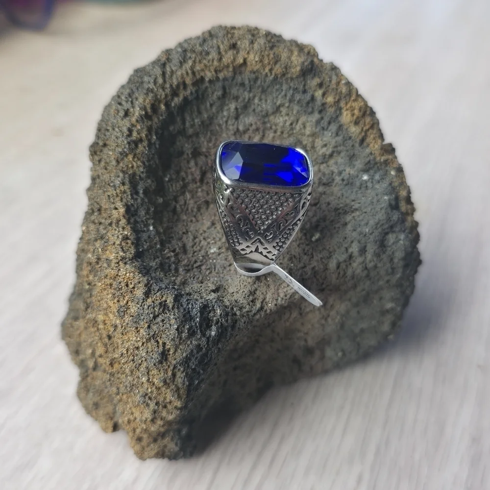New Stainless Steel Men's Ring With Cubic Zirconia Stone Size 11